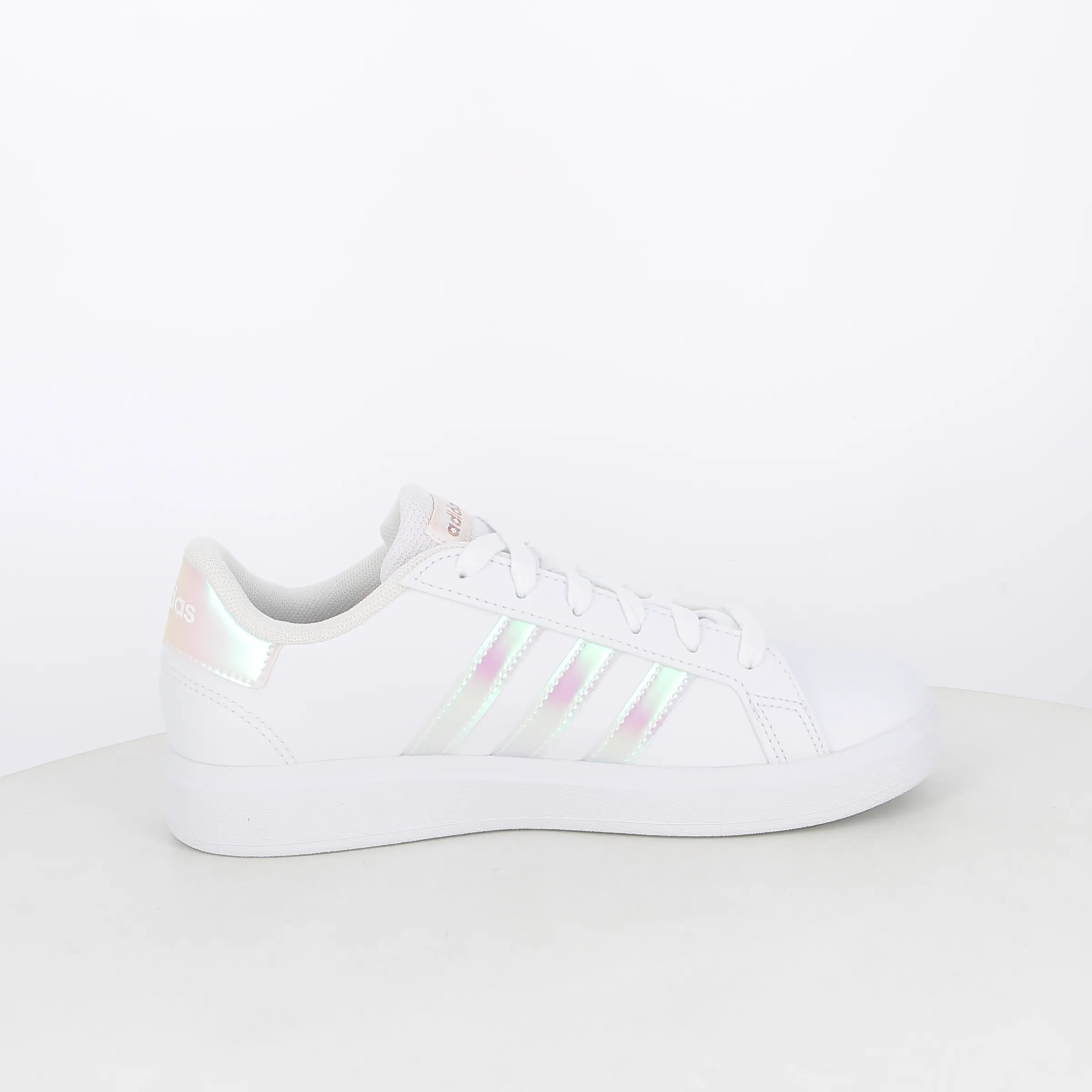 -----Adidas -----Sneakers da bambina Grand Court GY2326 ----