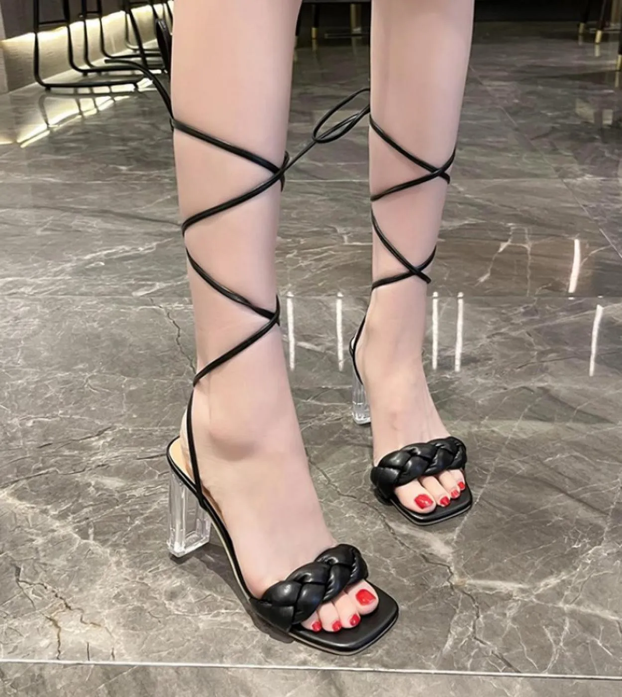 2022 Sandali da donna estivi a fascia stretta Sandali con tacco alto in cristallo Scarpe da gladiatore con cinturino alla cavigl