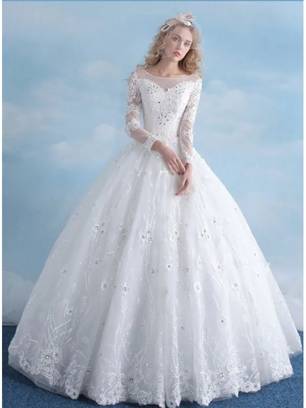 Abito da Sposa da Principessa manica lunga con Pizzo