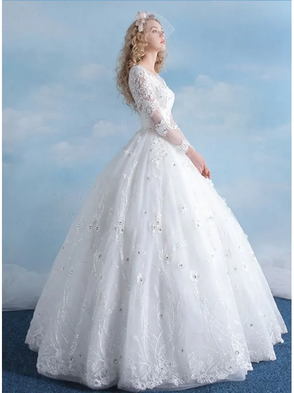 Abito da Sposa da Principessa manica lunga con Pizzo