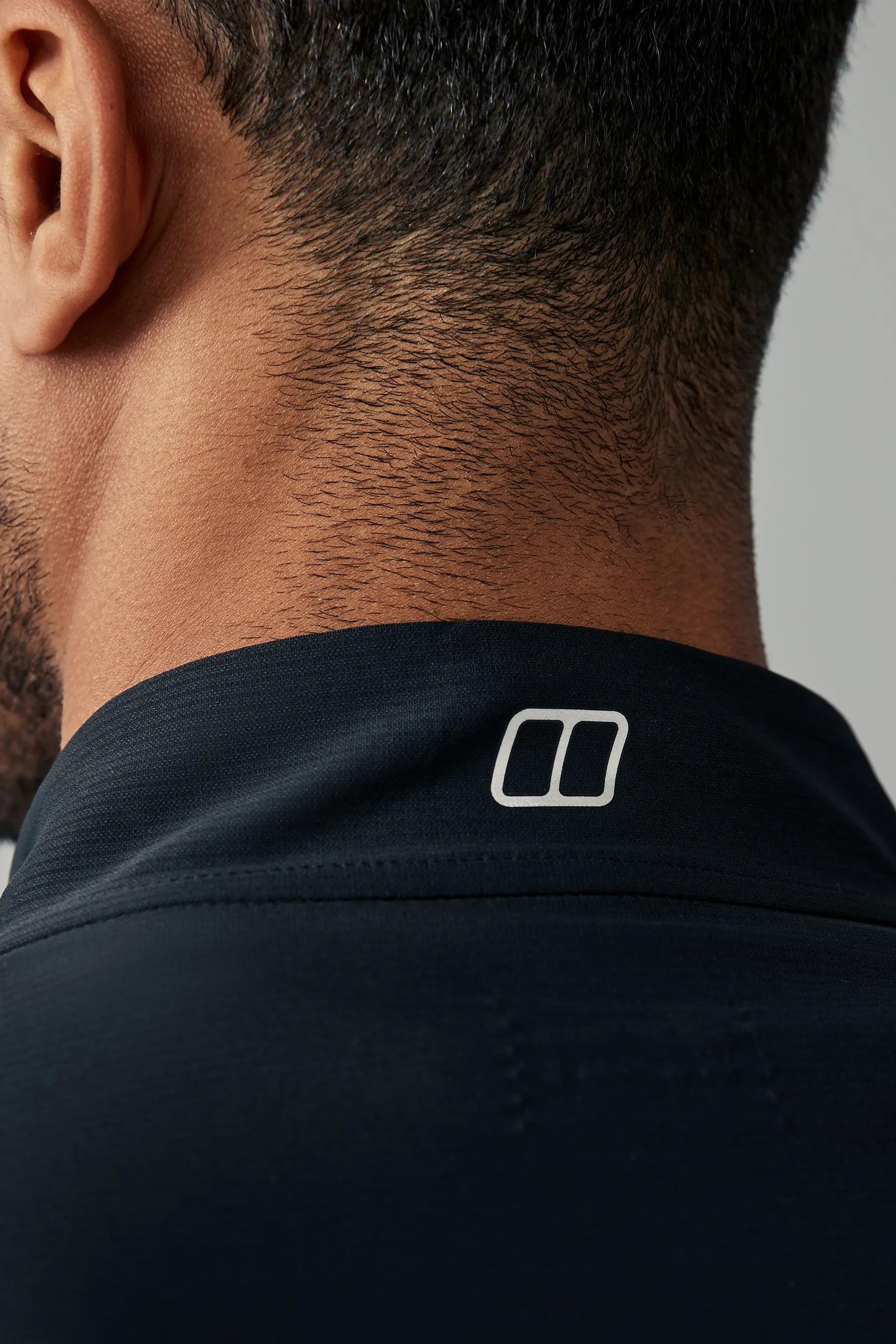 Berghaus - Nero con zip a 24/7 Base - Felpa