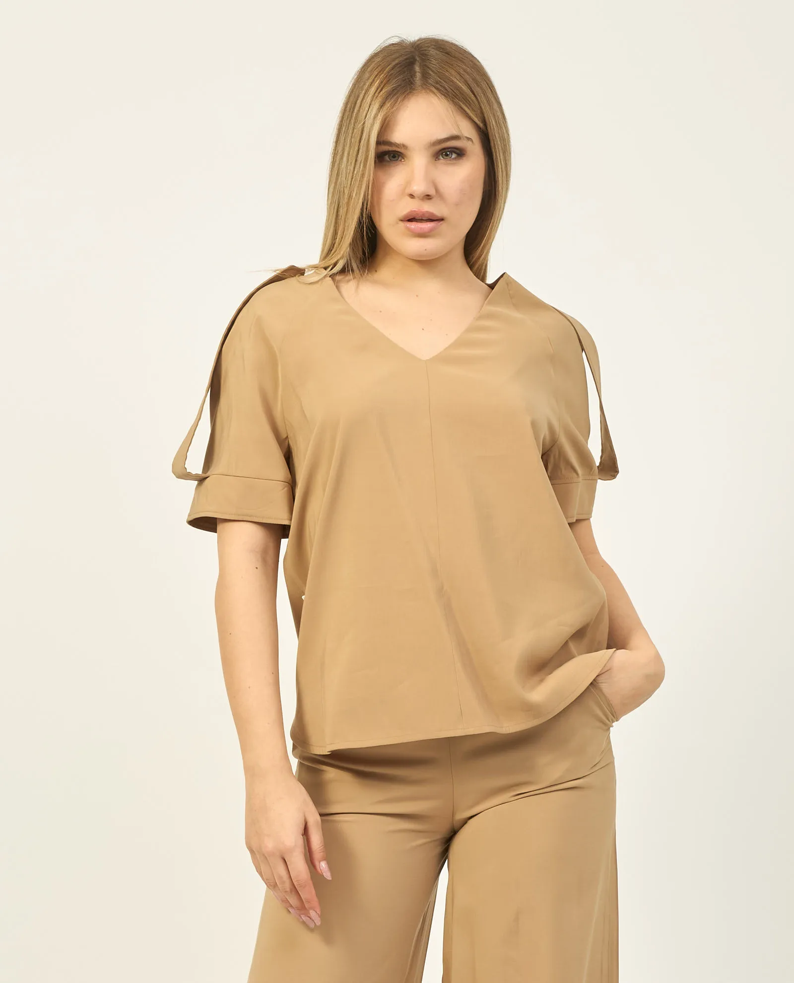 Blusa Jijil in viscosa con ampia scollatura