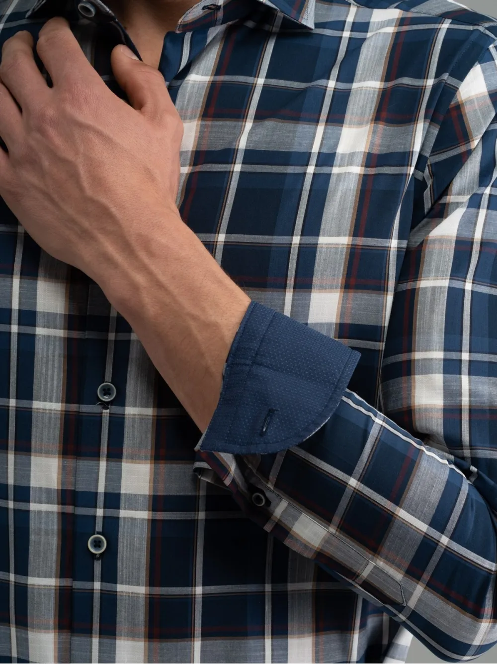 Camicia uomo madras collo semi francese