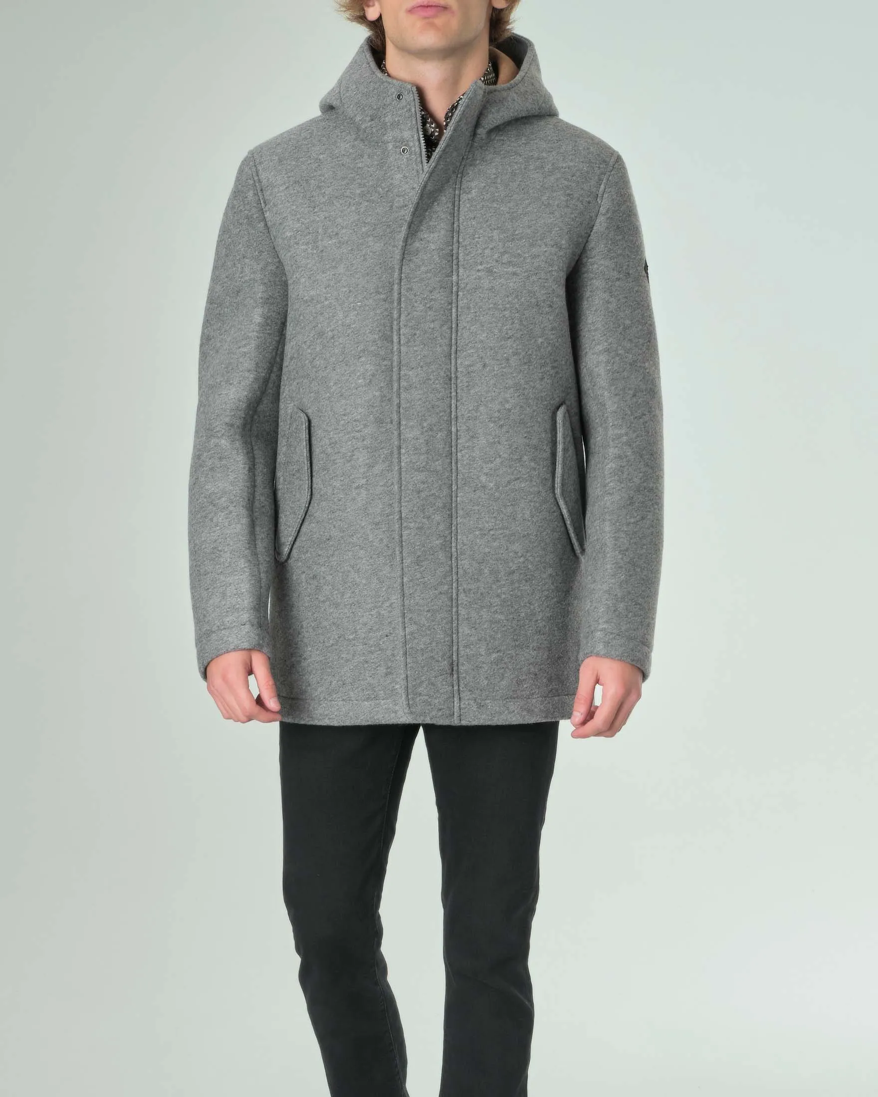 Cappotto grigio in panno di lana cotta con cappuccio e tasche con pattina