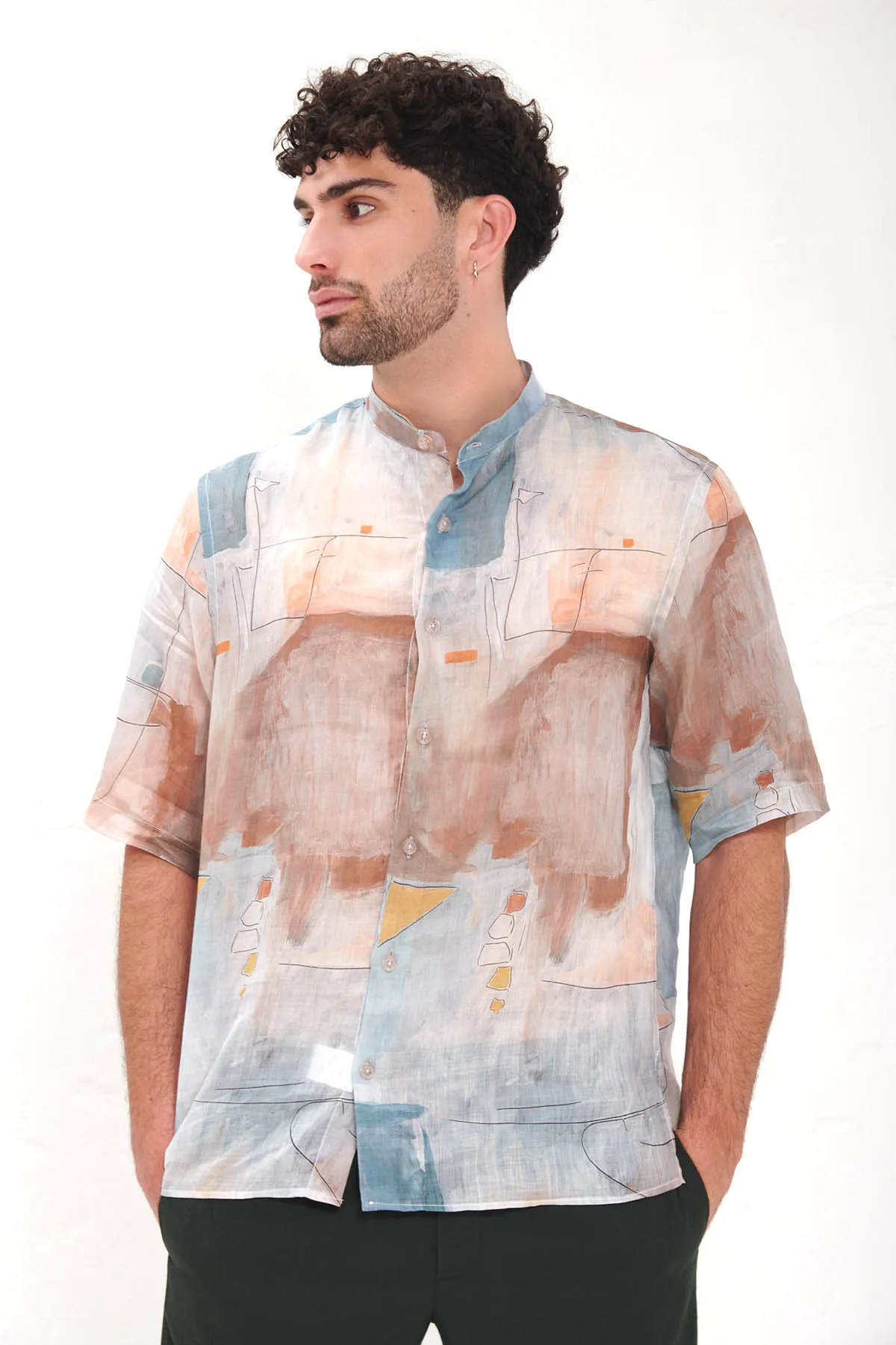 Costumein Camicia coreana a manica corta con disegno astratto