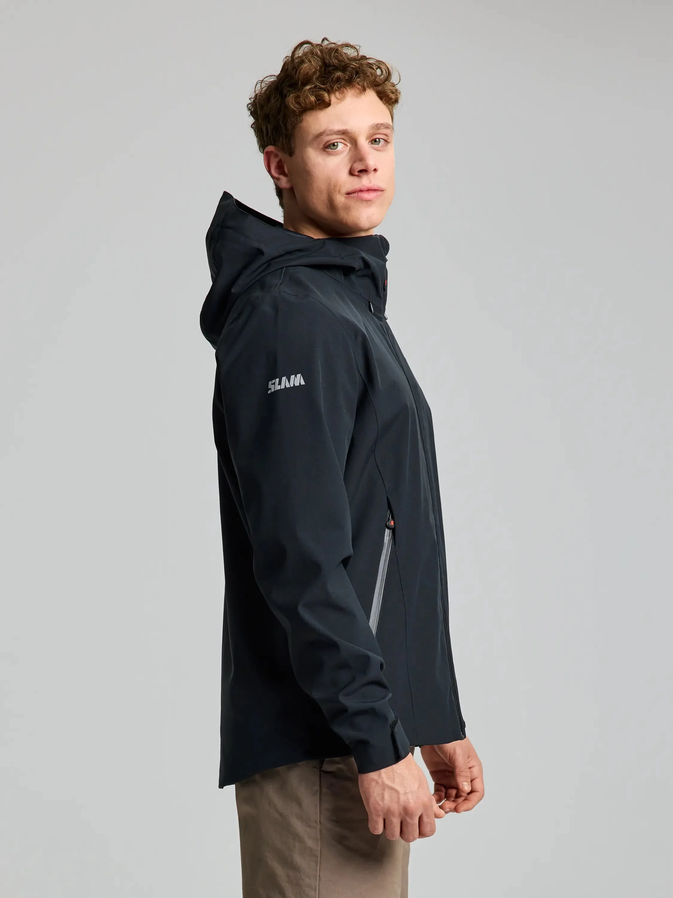   CREW HOODED JACKET Giacca Impermeabile con Cappuccio