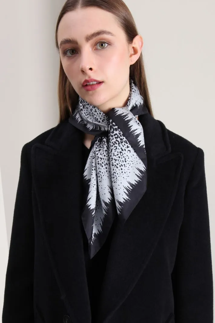 Foulard in twill di seta