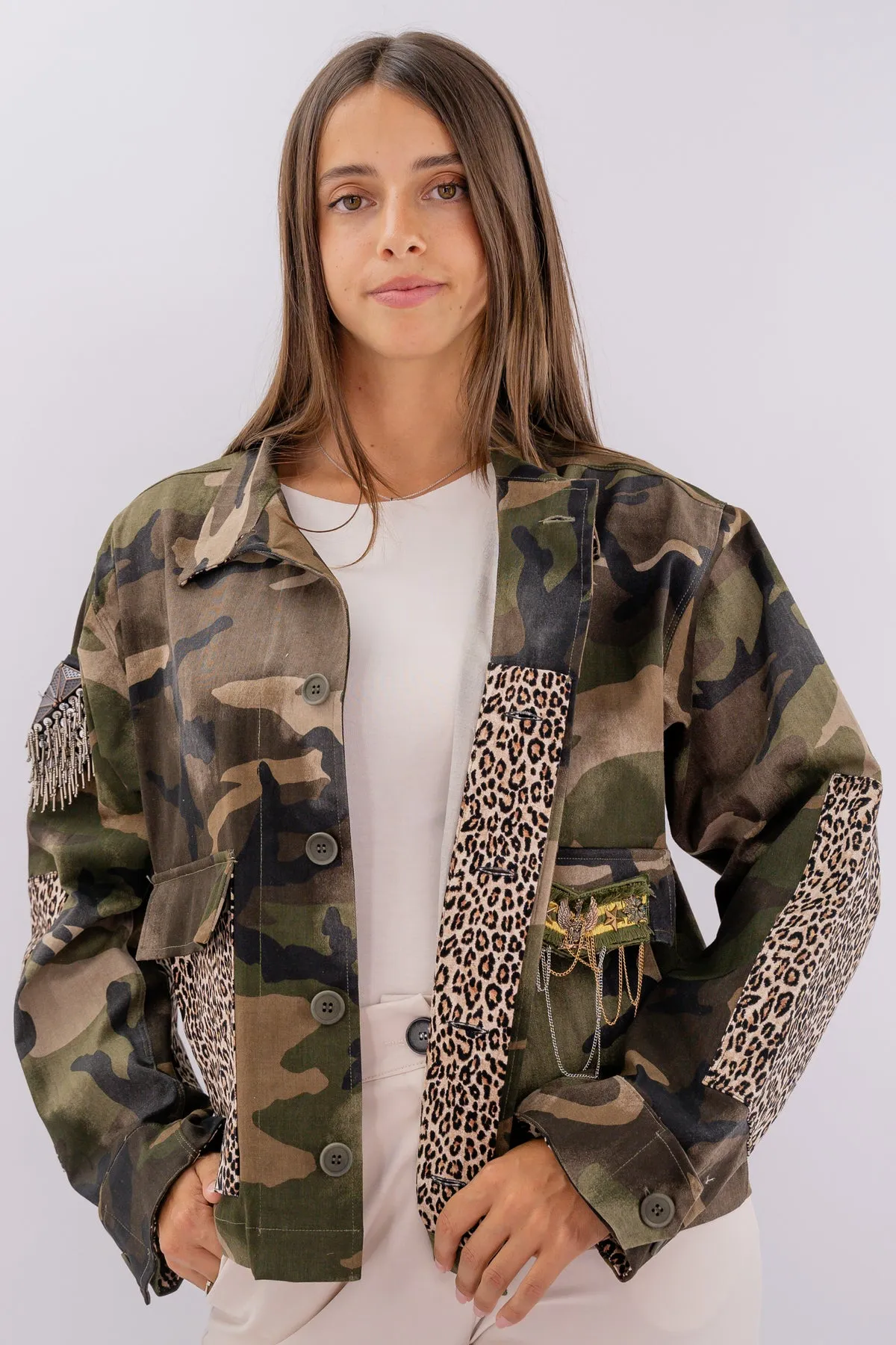 Giacca corta in camouflage in cotone