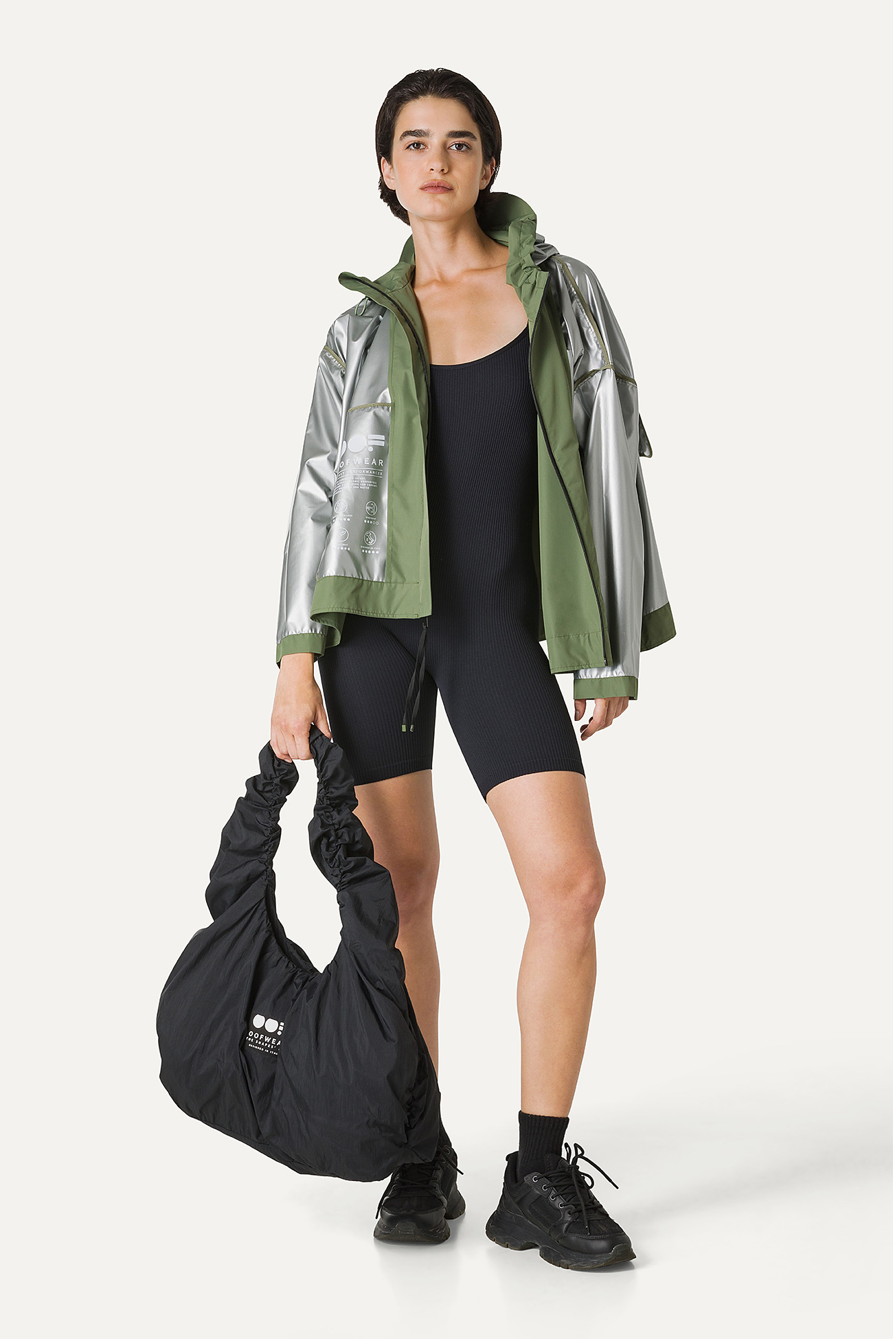 GIACCA CORTA IN NYLON CON INTERNO ARGENTO 9214 - VERDE OLIVA