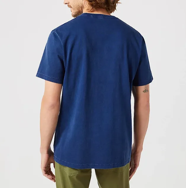 Graphic tee in navy