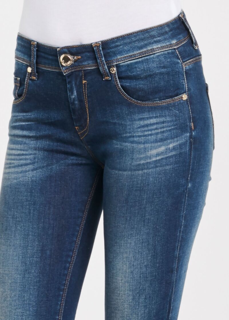 Jeans in denim indaco medio