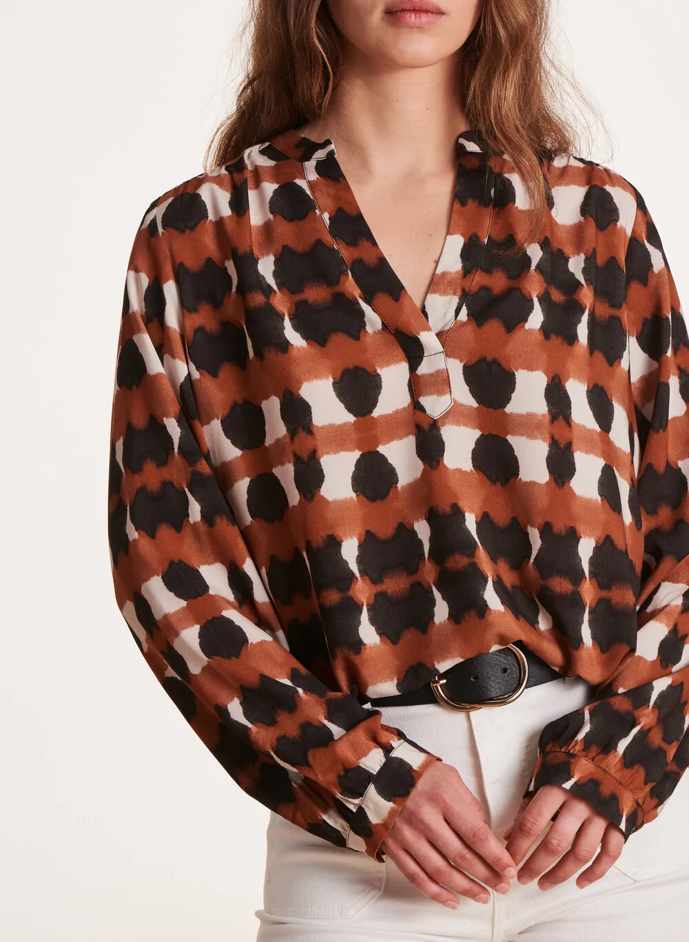  LA FEE MARABOUTEE   Blusa con scollo a V stampata | Marrone