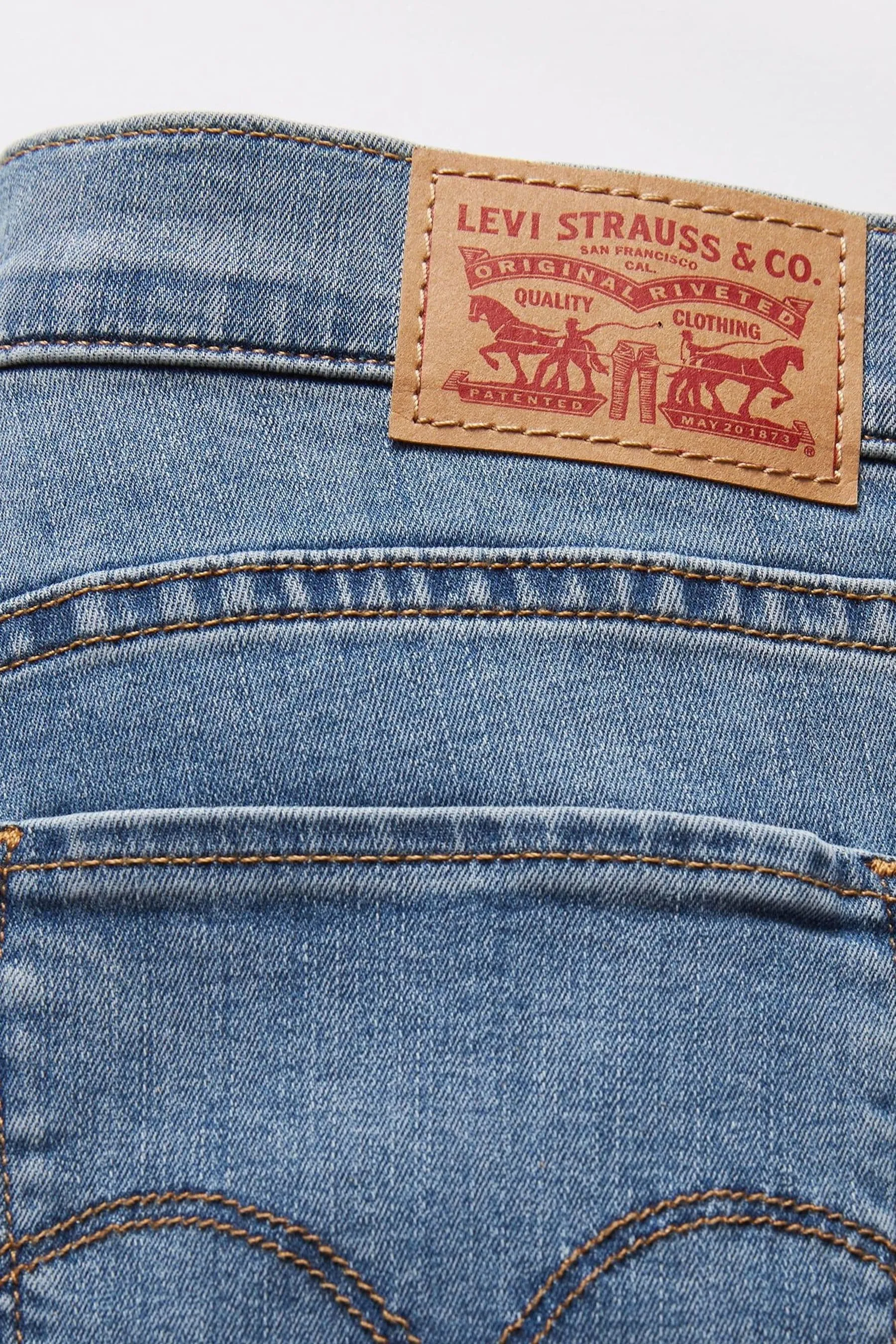 Levi's® 314™ Shaping Straight Jeans    