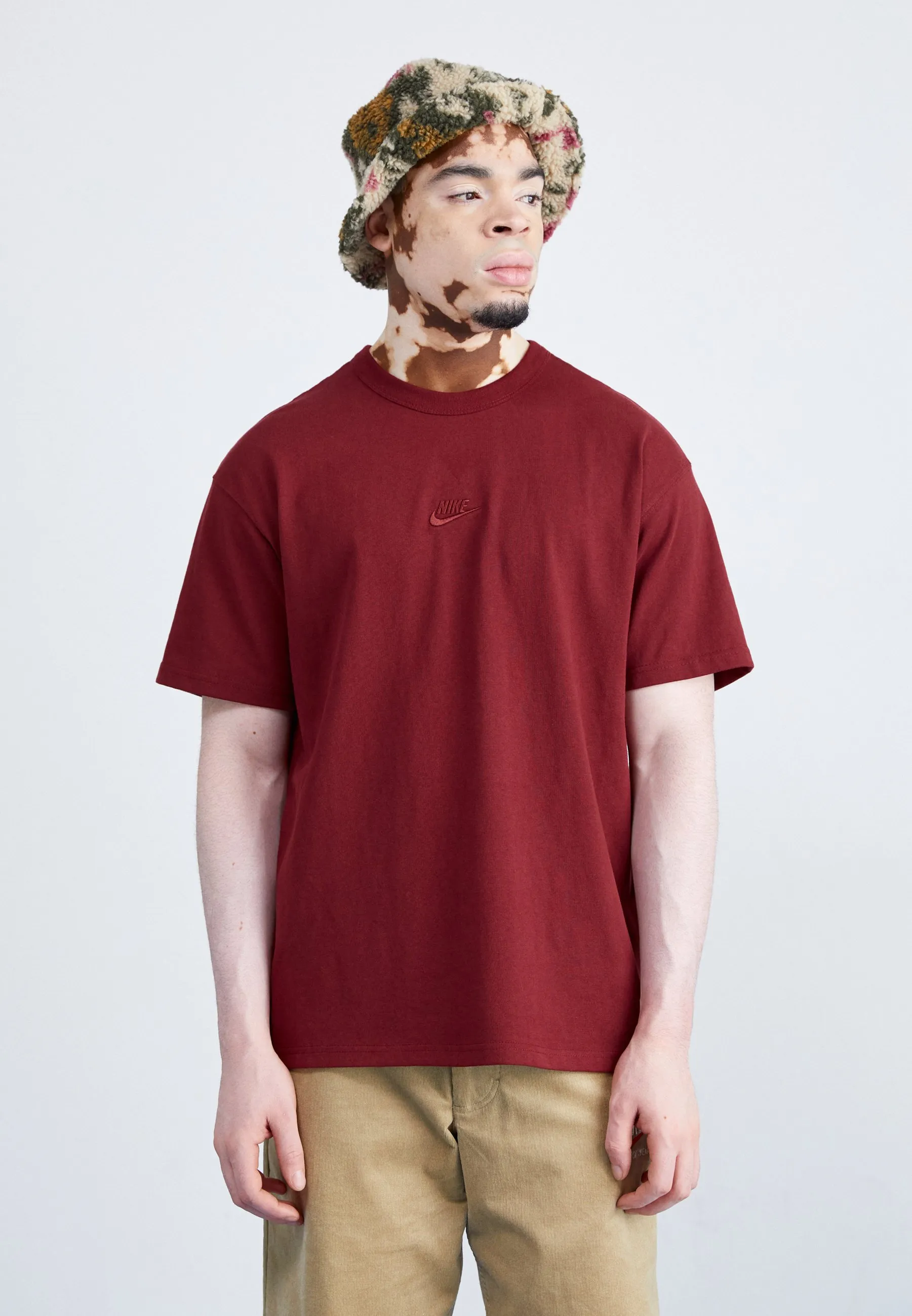 M NSW PREM ESSNTL TEE - T-shirt basic