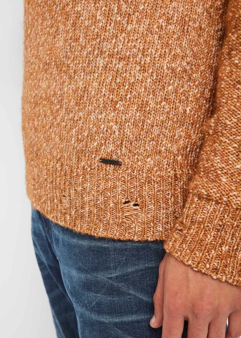 Maglione in filato