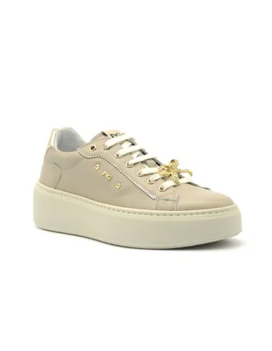 Nero Giardini sneaker in pelle con charms  