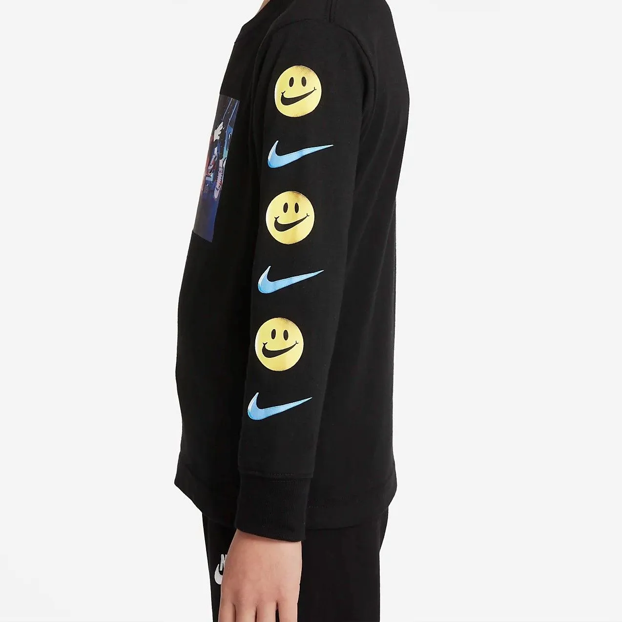 Nike Boxy Smiley
