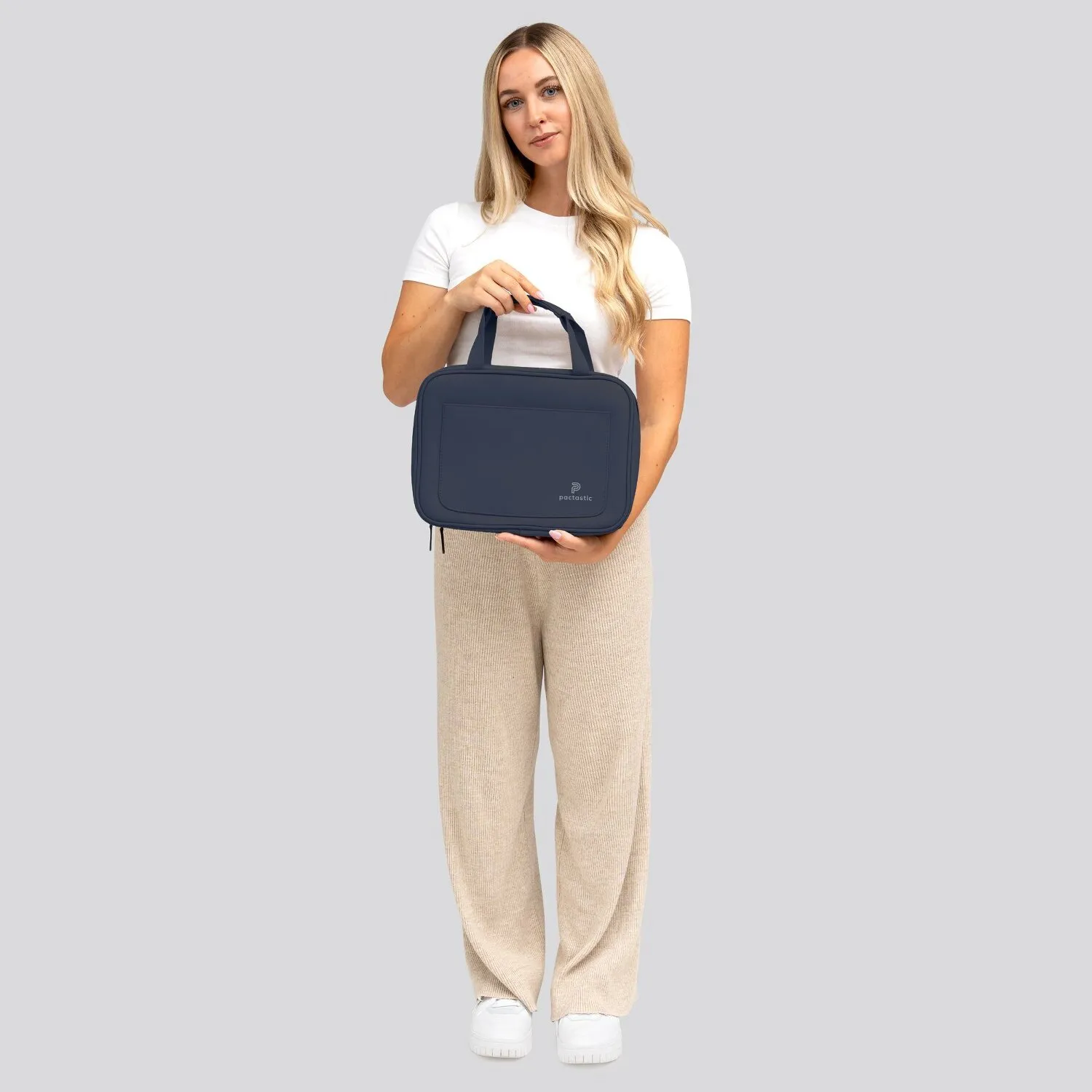 Pactastic Urban Collection Borsa da toilette 33 cm
