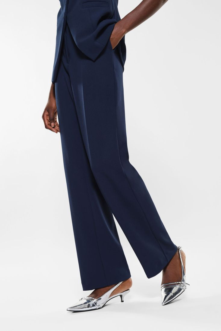 Pantaloni straight con tasche verticali