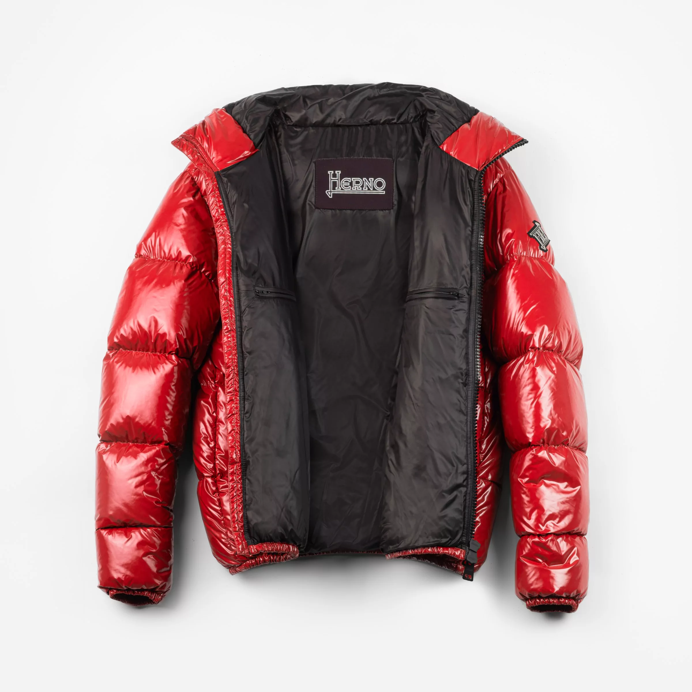 Piumino con cappuccio nylon gloss