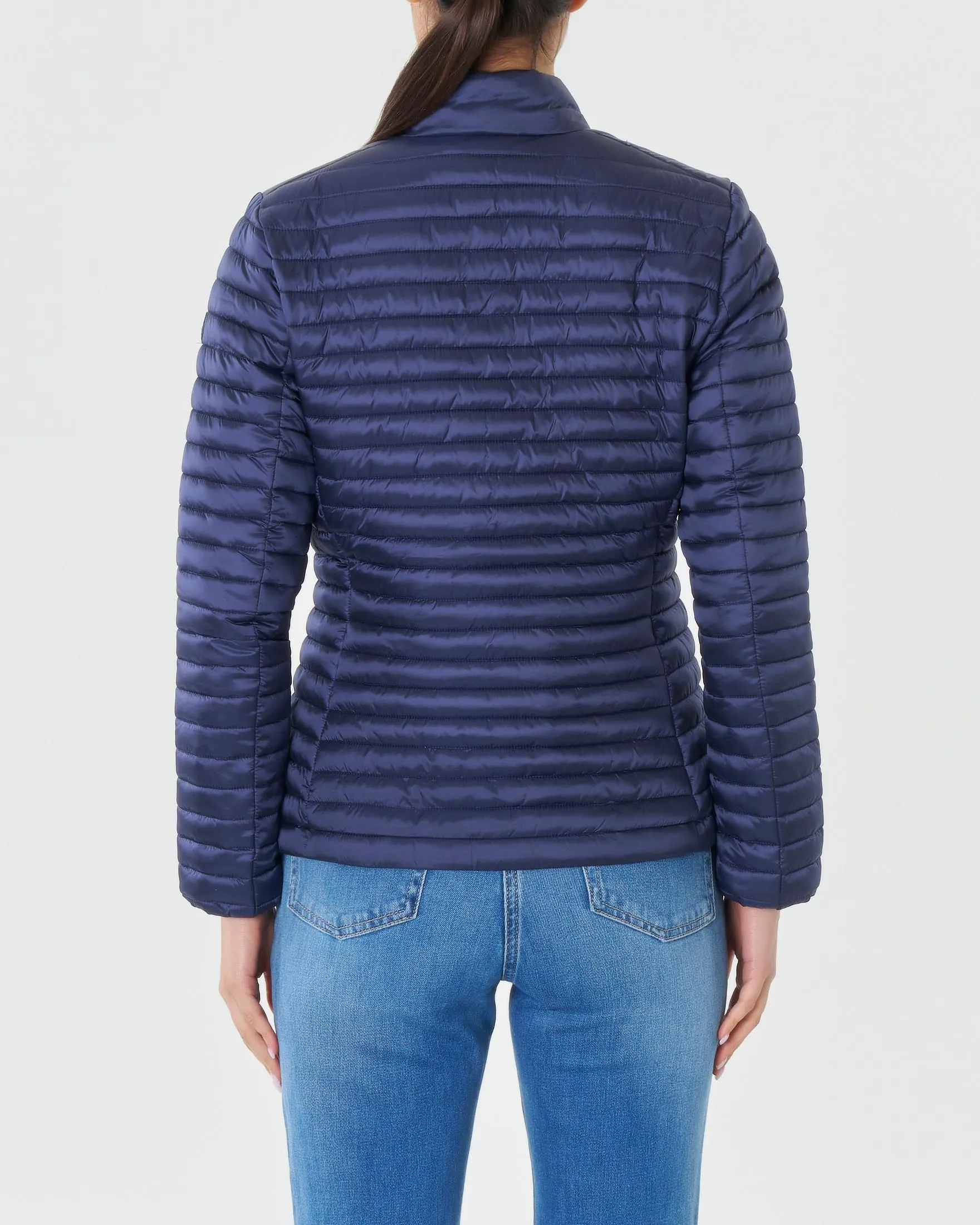 Piumino leggero blu nero modello Andreina dalla linea sfiancata in tessuto effetto raso con colletto alla coreana