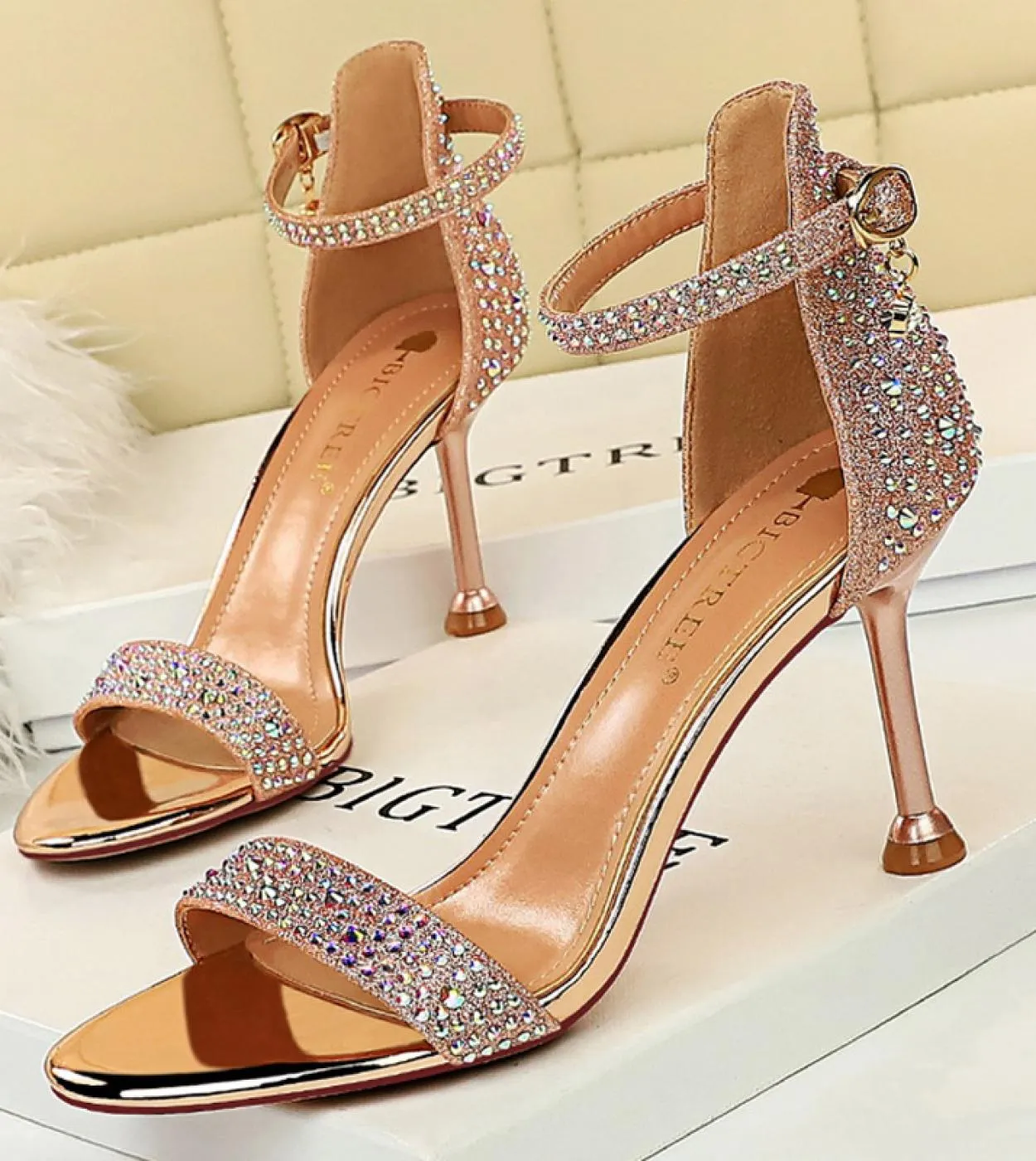 Sandali estivi da donna 8,5 cm Tacchi alti Gladiatore di cristallo glitterato Tacchi medi Sandali con cinturino alla caviglia La