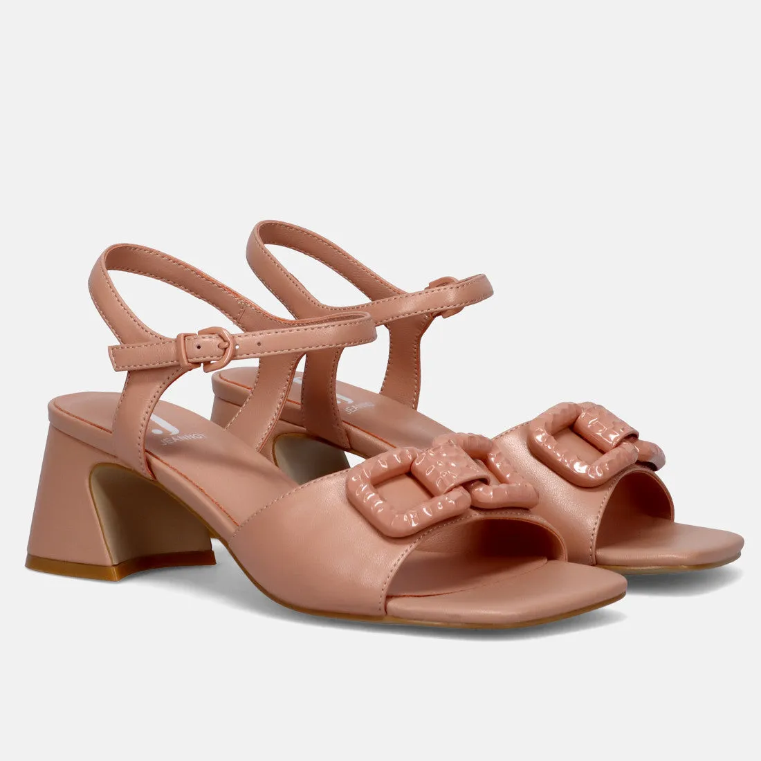 SANDALI PELLE NUDE CON FIBBIA