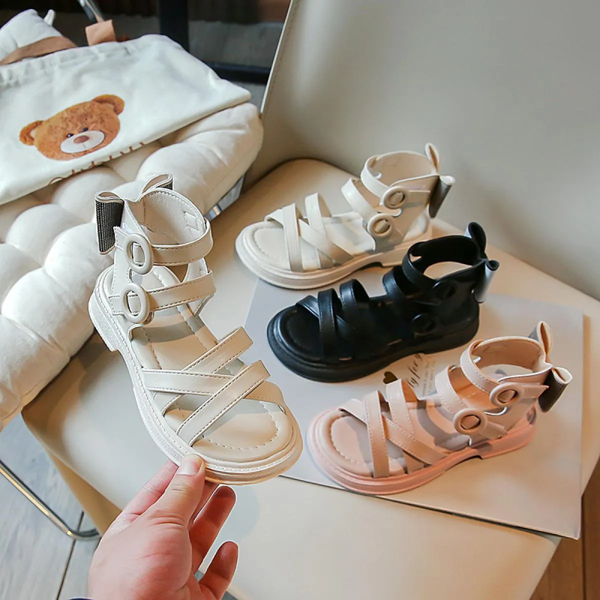 Sandali romani per bambini per ragazze Classico versatile colore puro punta aperta casual antiscivolo scarpe da gladiatore princ