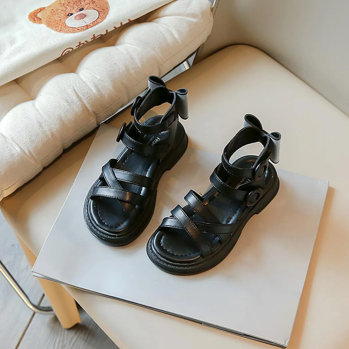 Sandali romani per bambini per ragazze Classico versatile colore puro punta aperta casual antiscivolo scarpe da gladiatore princ