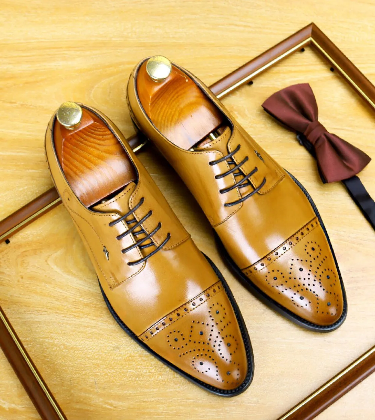 Scarpe formali piatte da uomo in vera pelle Scarpe da sposa italiane in pelle da uomo italiane