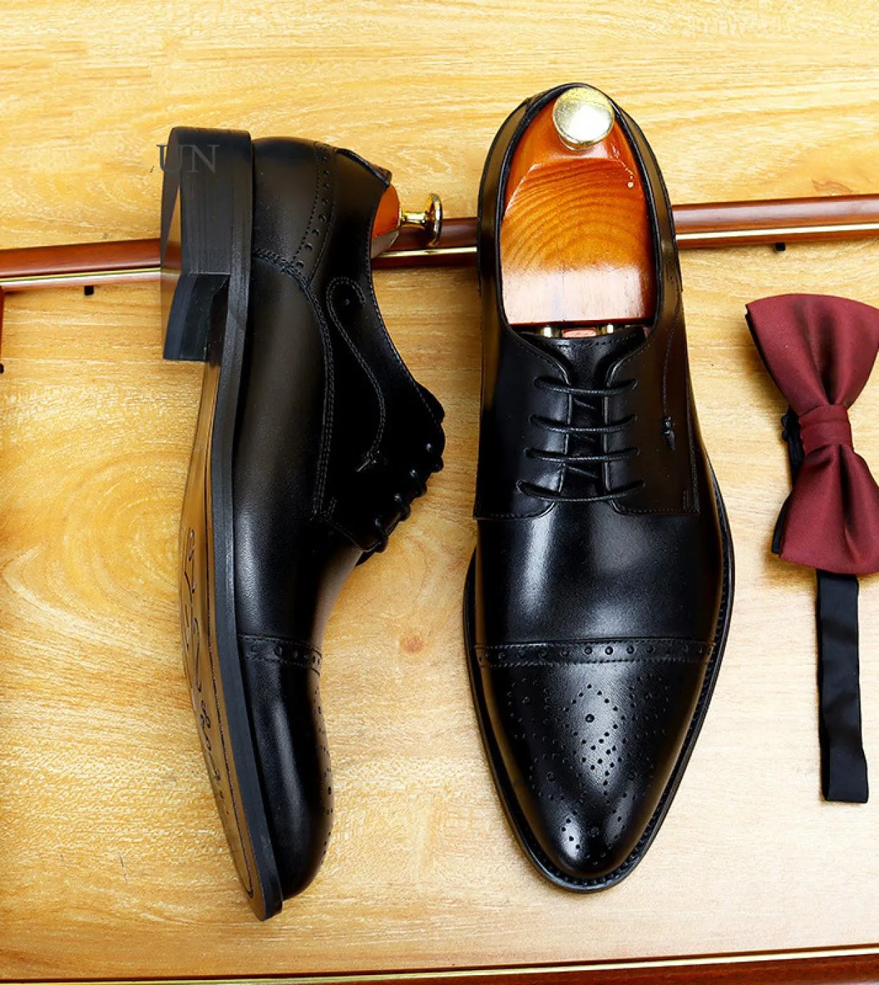 Scarpe formali piatte da uomo in vera pelle Scarpe da sposa italiane in pelle da uomo italiane