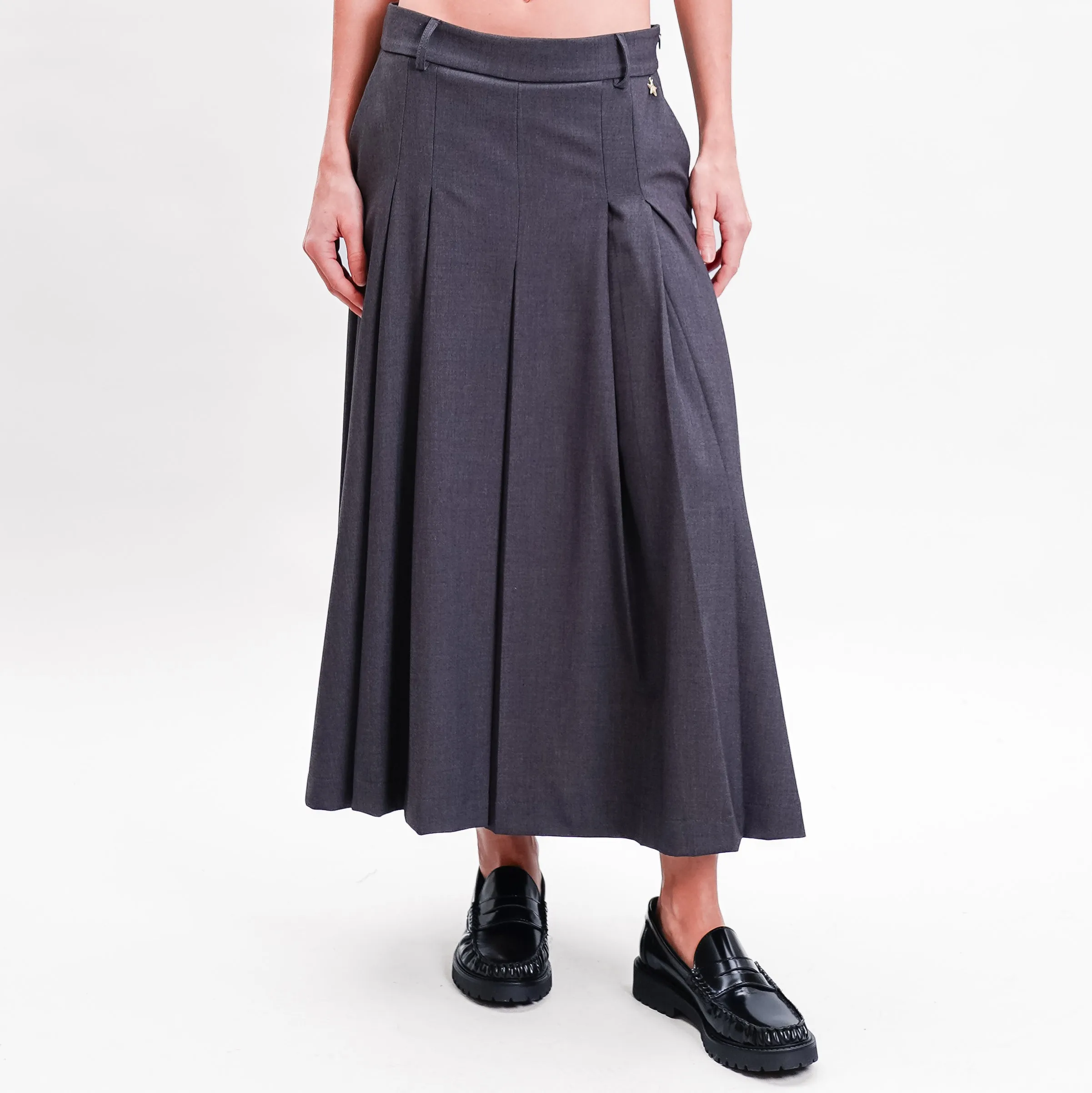 Souvenir-Gonna pantalone crop con pieghe - antracite