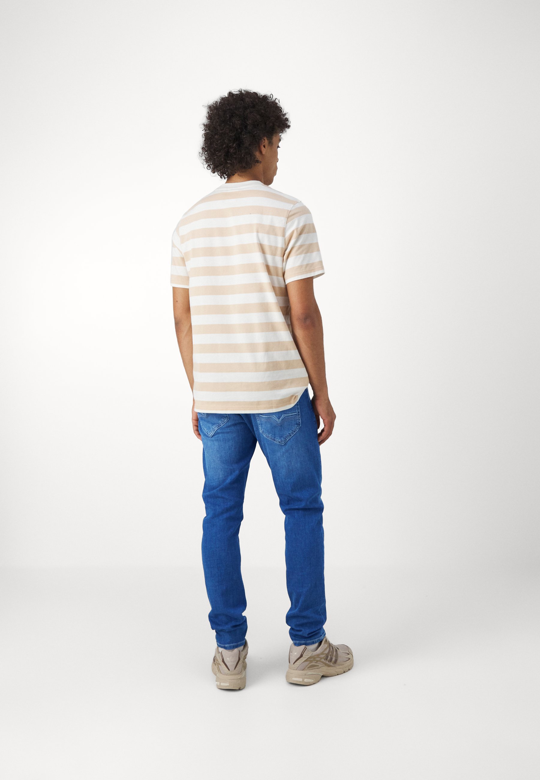 TAPERED JEANS - Jeans Tapered Fit