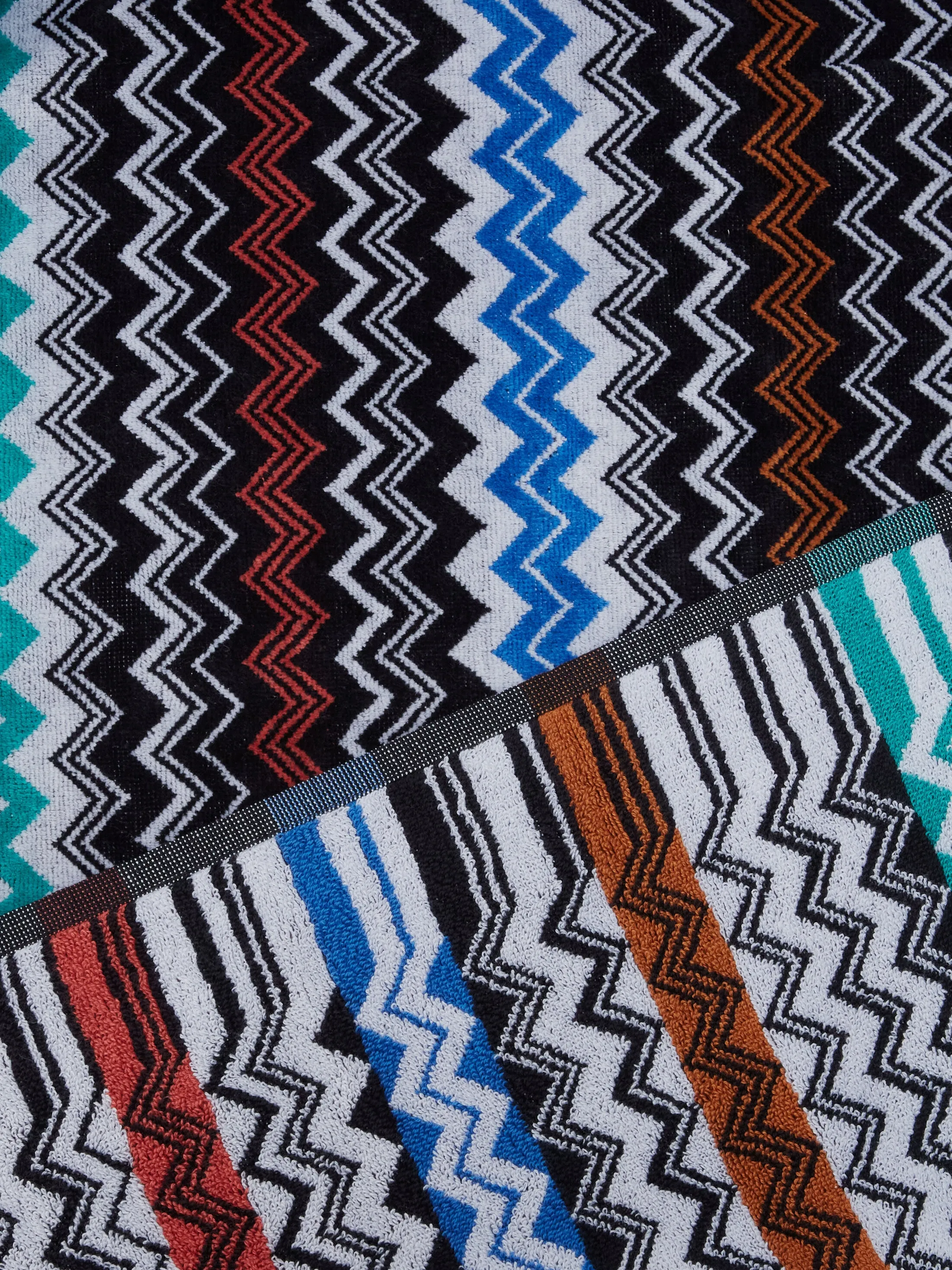Telo da bagno 150x100 cm Neoclassic in spugna di cotone zig zag 