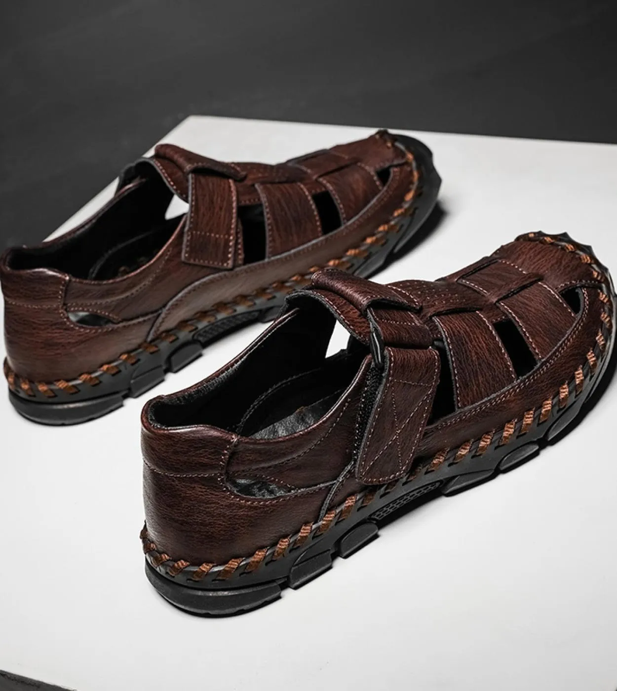 Vryheid Sandali da uomo in vera pelle Traforato Scarpe da pescatore traspiranti Stile Gladiatore retrò Estate Allaperto Spiaggi
